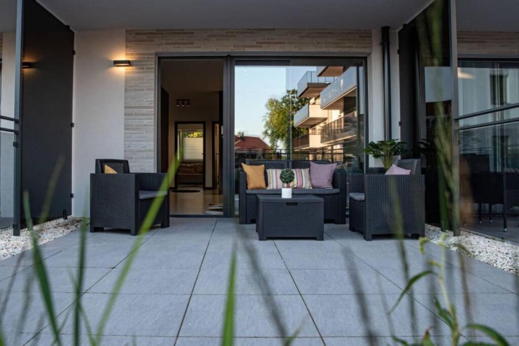 Apartament Twierdza Z Widokiem Na Jezioro 오스트로다 외부 사진