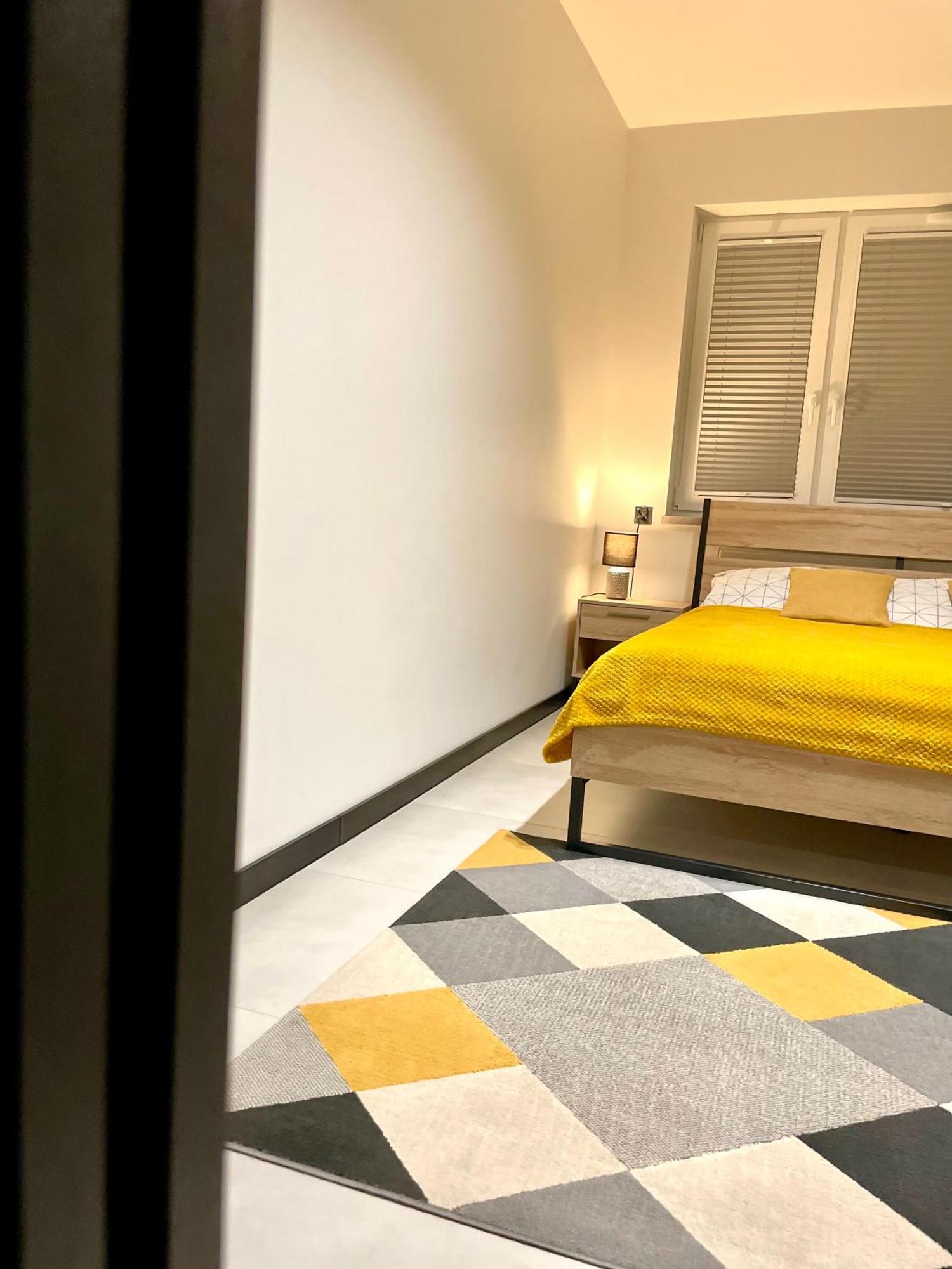 Apartament Twierdza Z Widokiem Na Jezioro 오스트로다 외부 사진