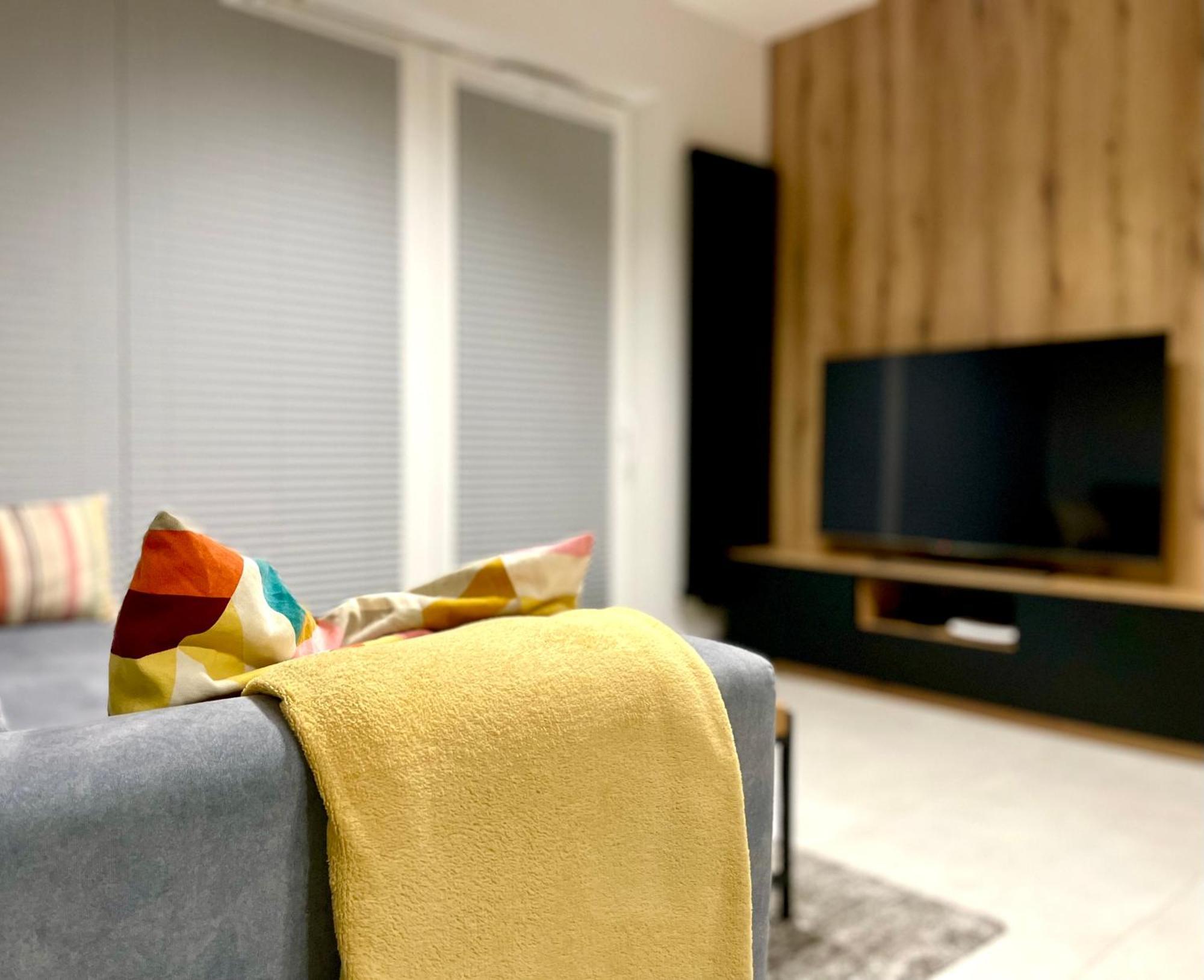 Apartament Twierdza Z Widokiem Na Jezioro 오스트로다 외부 사진